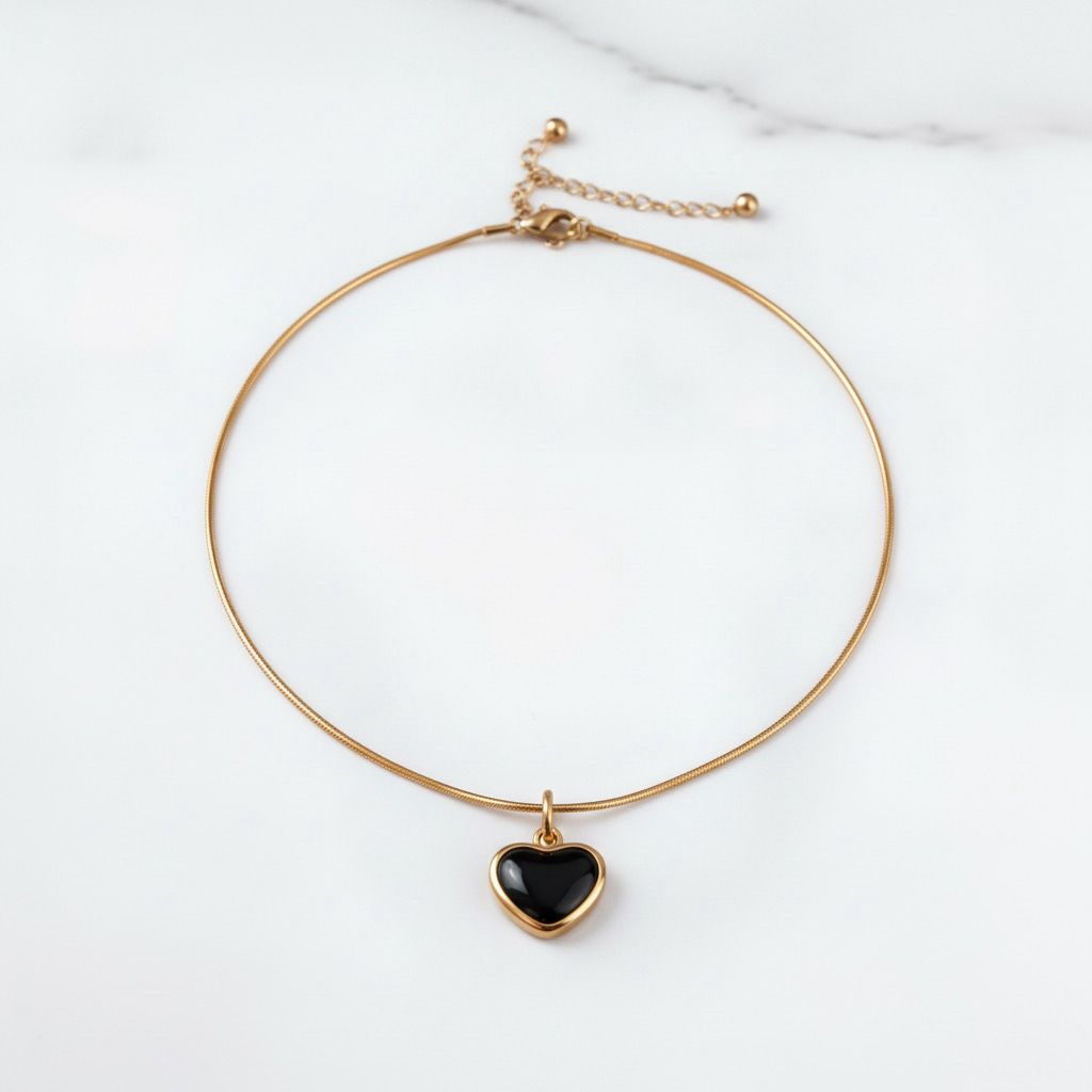 Gold Snake Chain Heart Pendant Necklace – Elegant Black Enamel Minimalist Jewelry